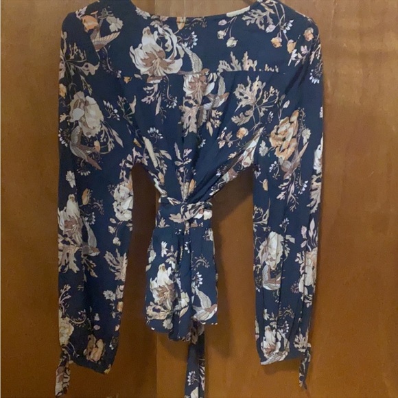 Spell top - Picture 2 of 3